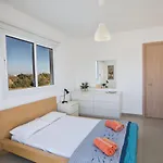 Villa Flouressia 4 *