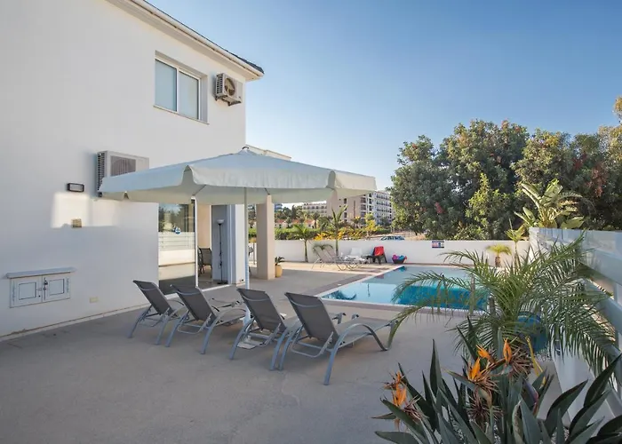 Flouressia 4 פרוטאראס