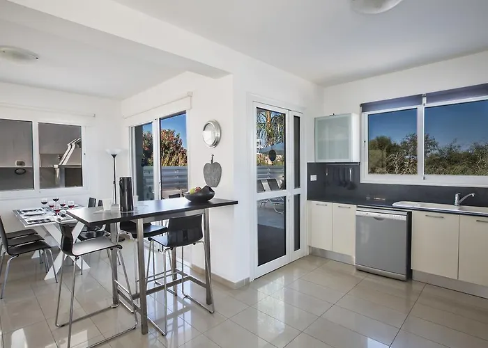 Flouressia 4 Villa *