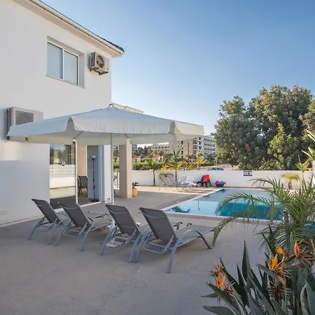 Flouressia 4 Protarász