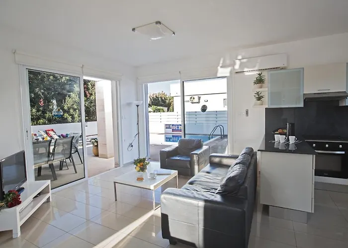 Vilă Flouressia 4 Protaras