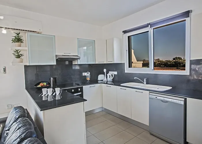 Vilă Flouressia 4 *